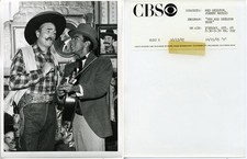 CBS Press Photo 7X9 THE RED SKELTON HOUR Johnny Mathis for me to say CHANCES ARE