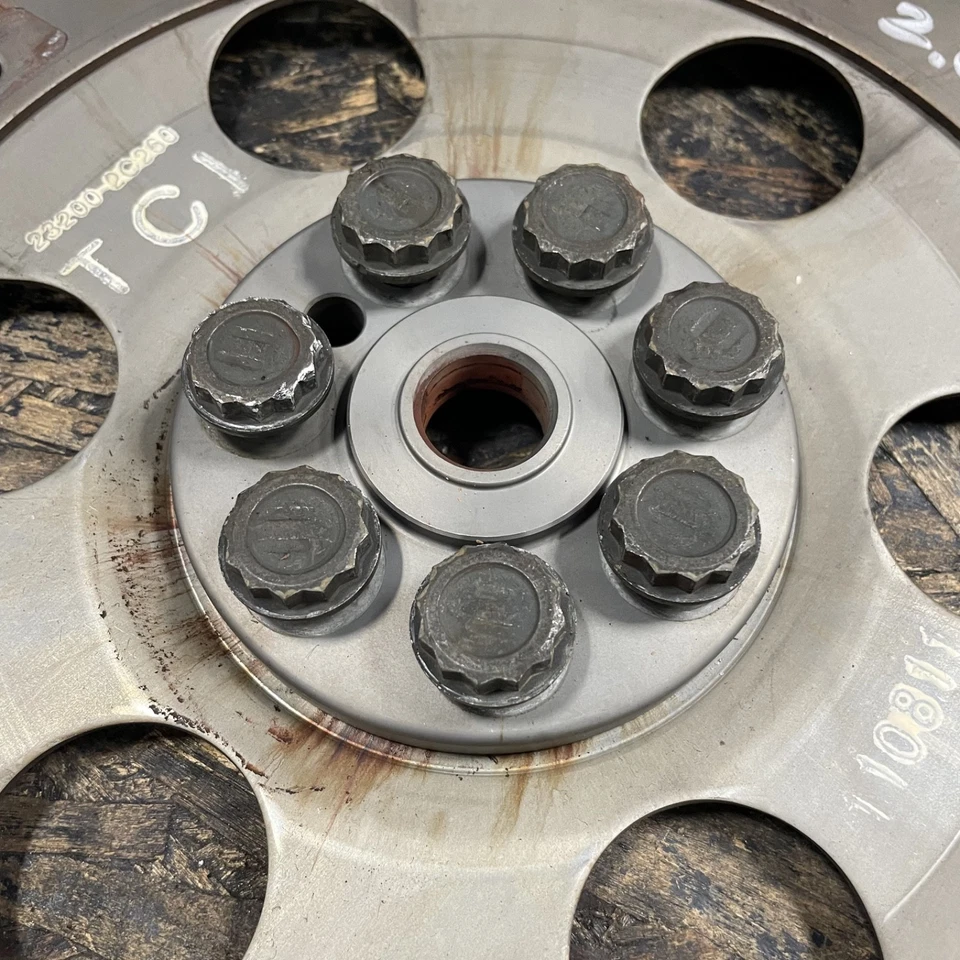 Hyundai Genesis 2010-2012 cupé 2,0 turbo transmisión automática placa flexible perno Foto 3 de 4