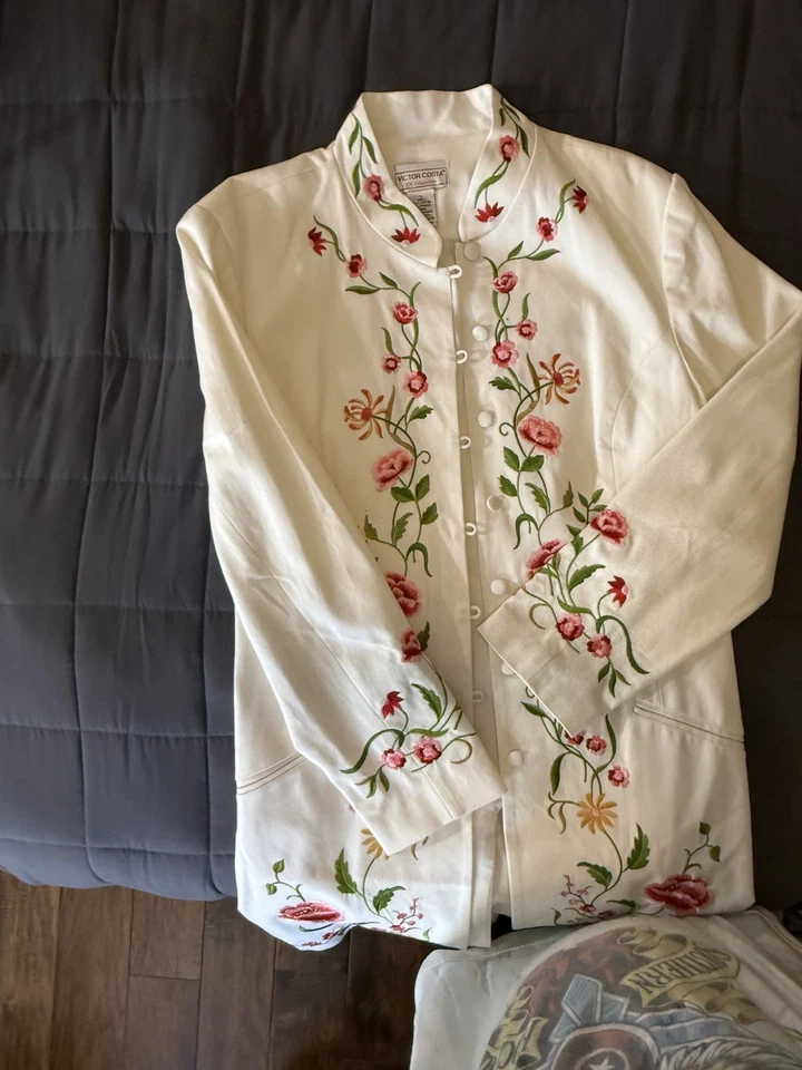 Abrigo Largo Victor Costa Excursion Bordado Talla Grande Excelente Estado Foto 2 de 4