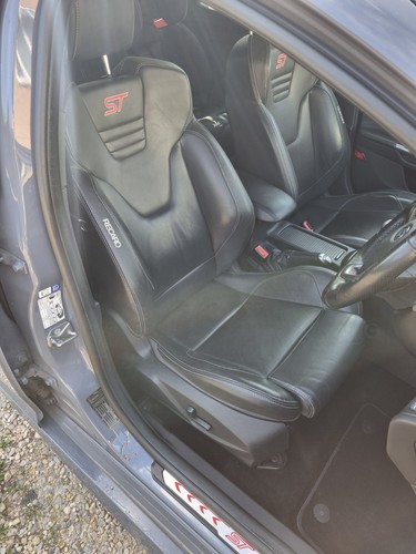 2016 Ford focus st 3 stealth grey 5 door - Picture 7 of 16