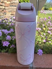 Owala Sugar Plum Fairy 32 Oz FreeSip Water Bottle Holiday Edition Pink