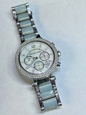 Michael Kors MK6138 MOP Dial CZ Ladies Watch. Pre-owned  display picture 1