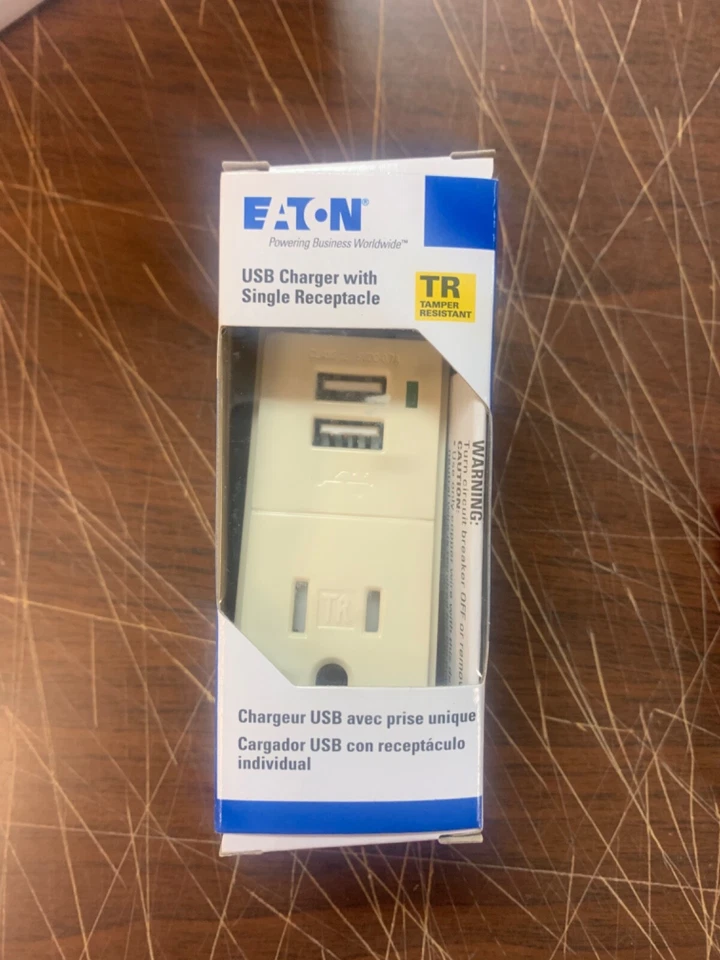 COOPER TR7740LA-BOX CARREGADOR USB RECEPTÁCULO RESISTENTE A ADULTERAÇÃO 2 PÓLOS 3 FIOS PACOTE COM 6 - Imagem 2 de 2