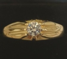 Bespoke 18ct Gold Diamond Ring .32ct, mens UK size T with a GIA Report