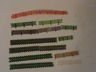 barrier lot: HO TRAIN FENCES / MULTI COLORS. USED
