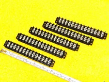 LOT of (5) EATON TB100-14 TERMINAL BLOCK BARRIER STRIP 30 AMP 300 VAC 14-CIRCUIT