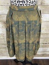 LuLaRoe Madison Skirt Pleated Pockets A-line Size Medium NEW NWT