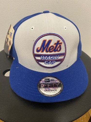 🧢🧡 New York Mets Collectible Lot – Hat, Figure, Cards & More! - Picture 10 of 19