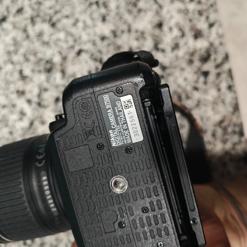 Cámara digital Nikon D7500 20,9 MP SLR con lente #456 Foto 4 de 4