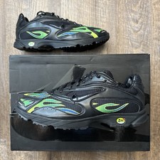 Preços baixos em Nike Supreme x Zoom Streak Spectrum Plus Black | eBay