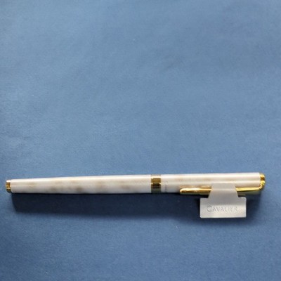 PILOT Cavalier Fountain Pen White Gold F Nib Elegant Finish Authentic
