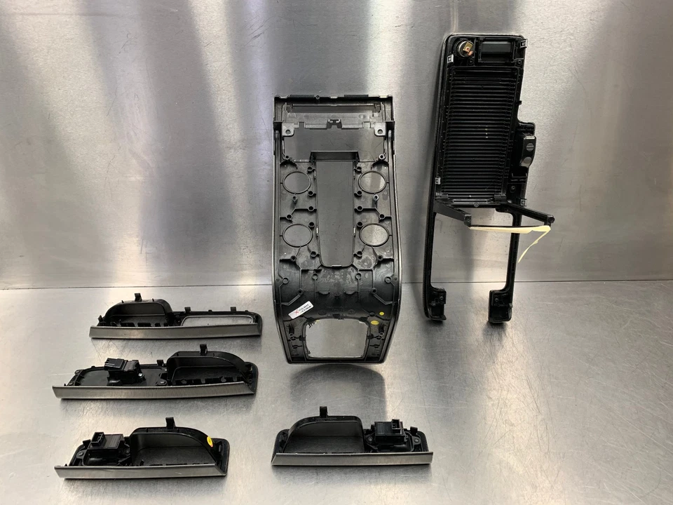 2007-2012 VOLVO S40 V50 FACELIFT R-DESIGN INTERIOR TRIMS KIT RHD - Image 2 of 4