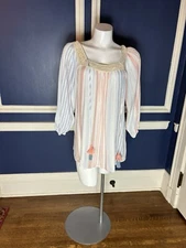 NWT MYSTREE WOMANS LACE TRIM SQUARE NECK BLUE BLUSH TUNIC TOP SIZE SMALL