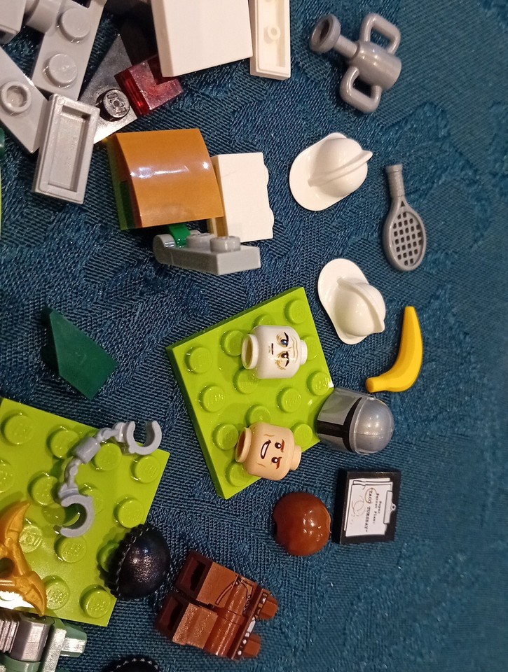 Lego Tiny Pieces , Minifigure Spare Accessories And Parts eBay