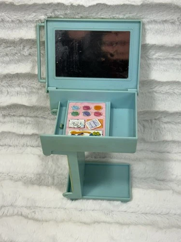 Vintage BARBIE Doctor 1987 Bag Case Barbie Loving Care Playset Incomplete READ