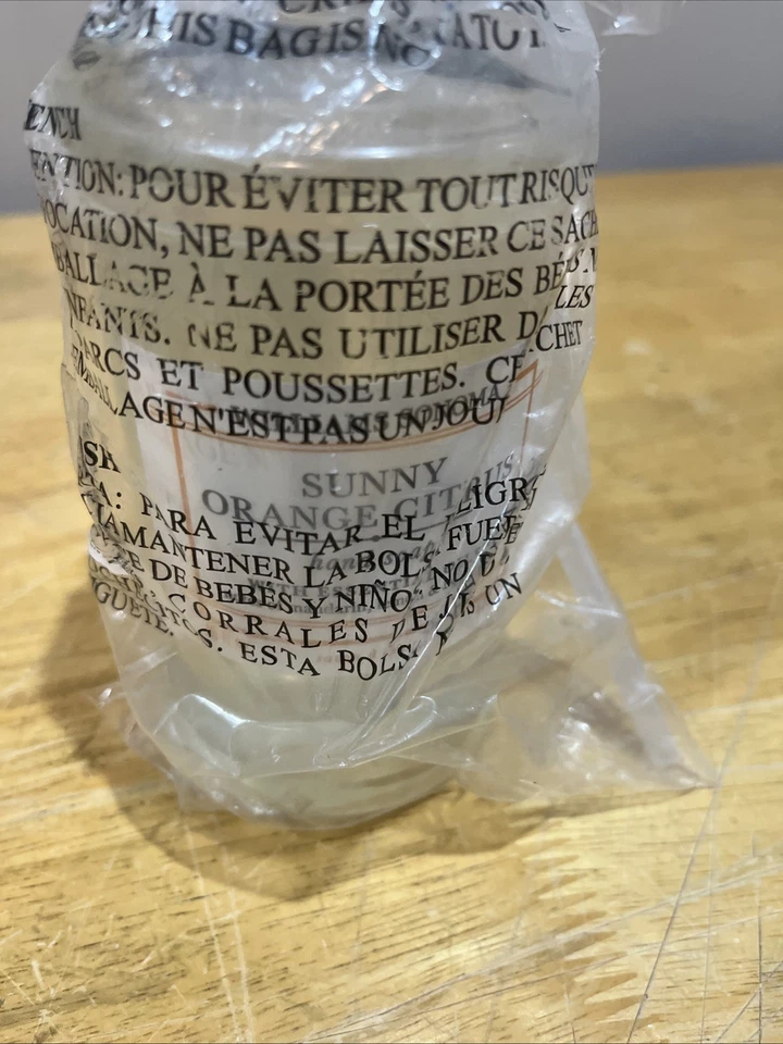 Williams-Sonoma Sunny Orange Citrus Hand Soap with Essential Oils 16 oz - Image 3 of 4