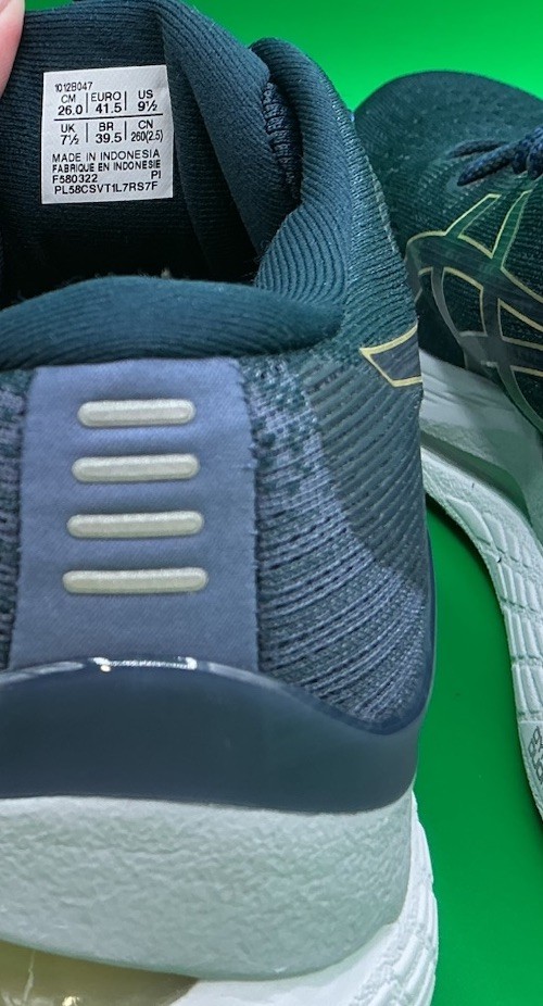 Asics Gel Kayano 28 Womens Navy/Yellow Trail Road Running Sneakers Shoe SZ 9.5 thumbnail 6