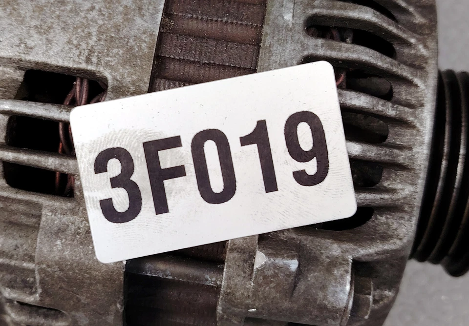 Subaru Sambar KV3 EN07C ALTERNATOR ASSEMBLY DYNAMO GENERATOR 23700KA610 - Image 2 of 4