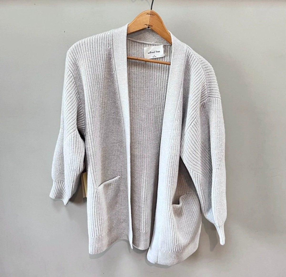 Aritzia Wilfred unwind grey gray heavy knit cardigan