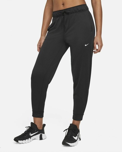nwt NIKE Women Attack 7/8 Training 