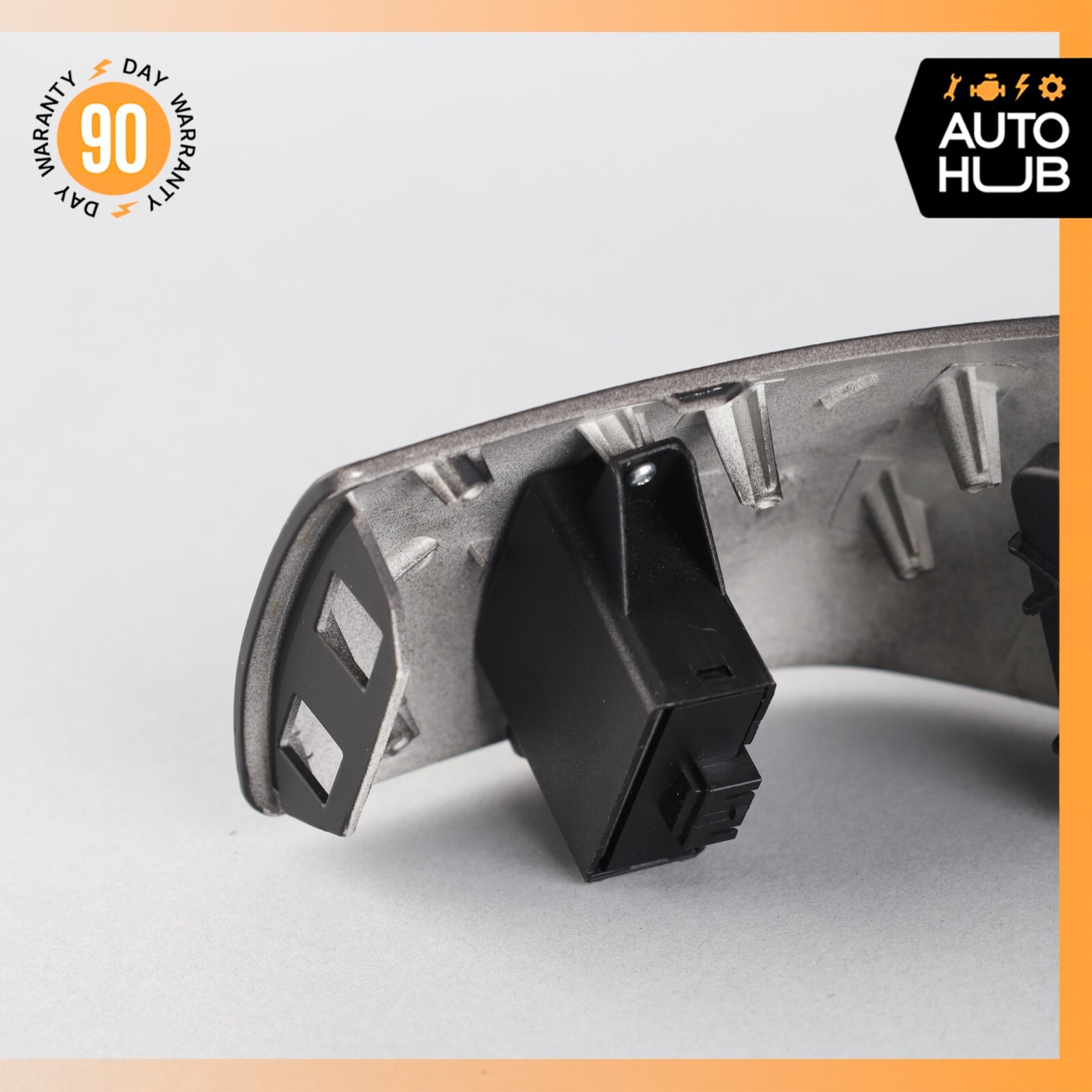 03-13 Maserati Quattroporte M139 Front Right Seat Control Switch 981445908 OEM