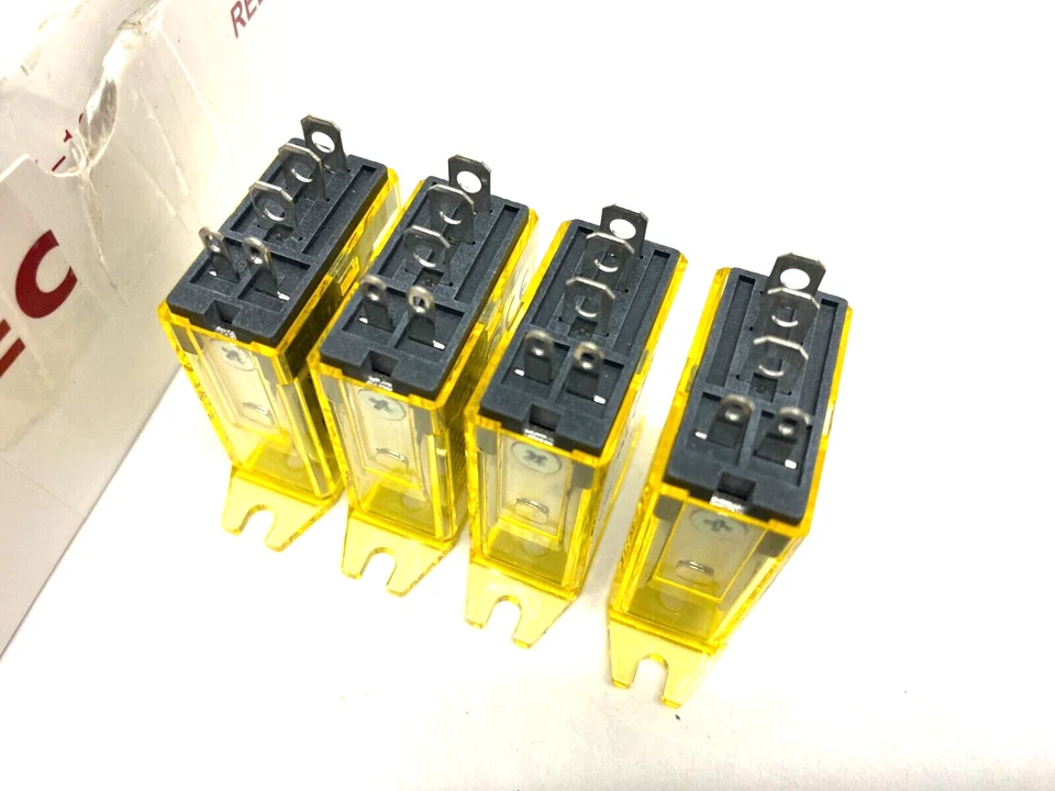 IDEC RH1B-UTAC120V Top Mount Power Relay SPDT 10A 120VAC BOX OF 4 - Image 4 of 4