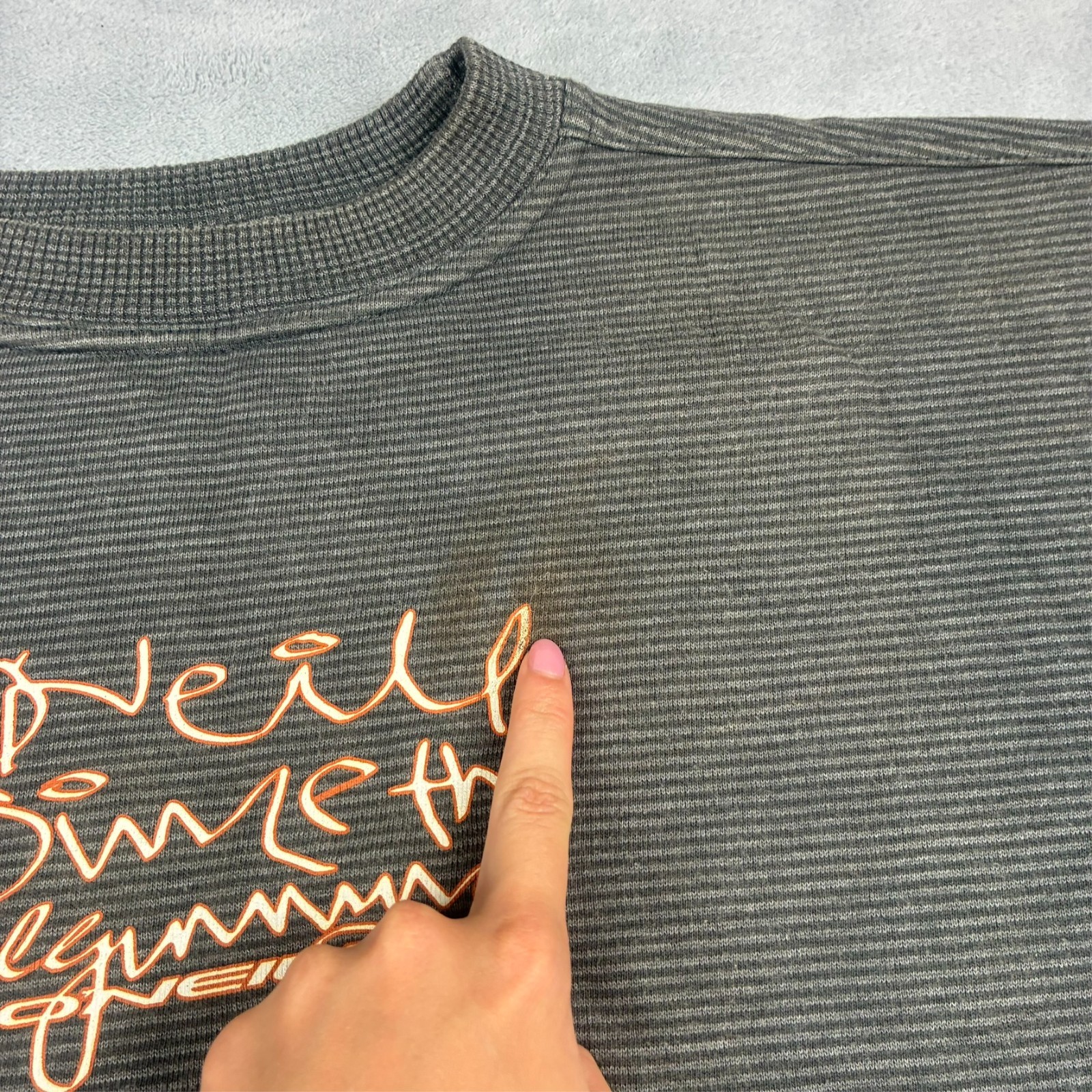 Vintage O'Neill 2000s Y2K Grey Striped Knit Spellout Size 164 / Small Sweatshirt image 5