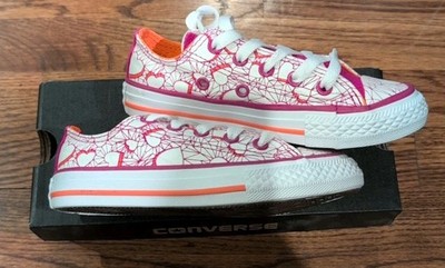Very Rare New In Box Converse Chuck Taylor All Star Hearts 656023F Sz 11 Junior