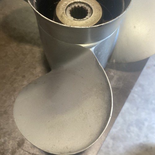 Michigan Wheel Aluminum Prop RH 13.75 x 21"p 031026 - Picture 4 of 8