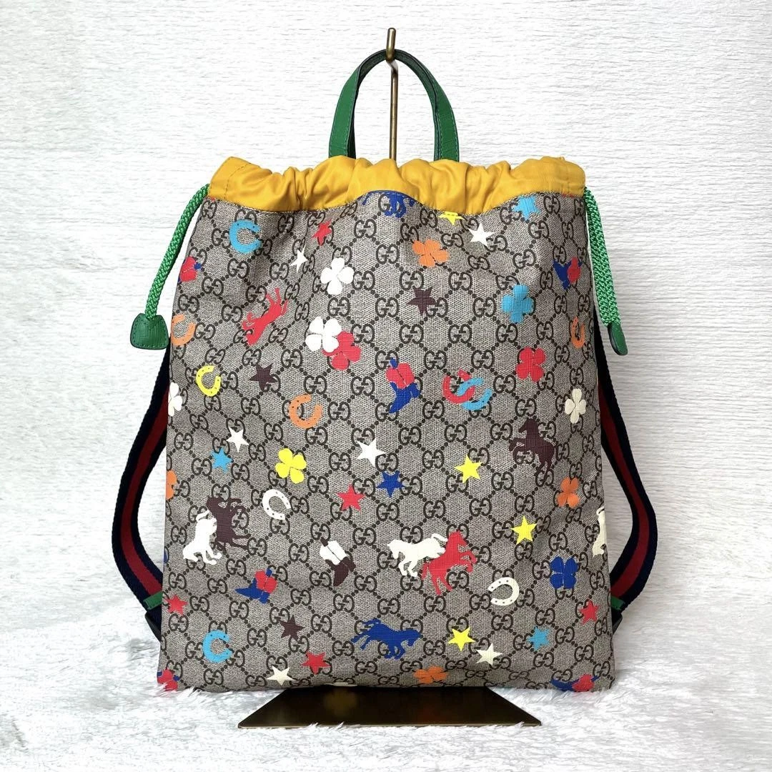 Sac à dos enfant Gucci GG Supreme PVC imprimé cheval beige 12,6 pouces