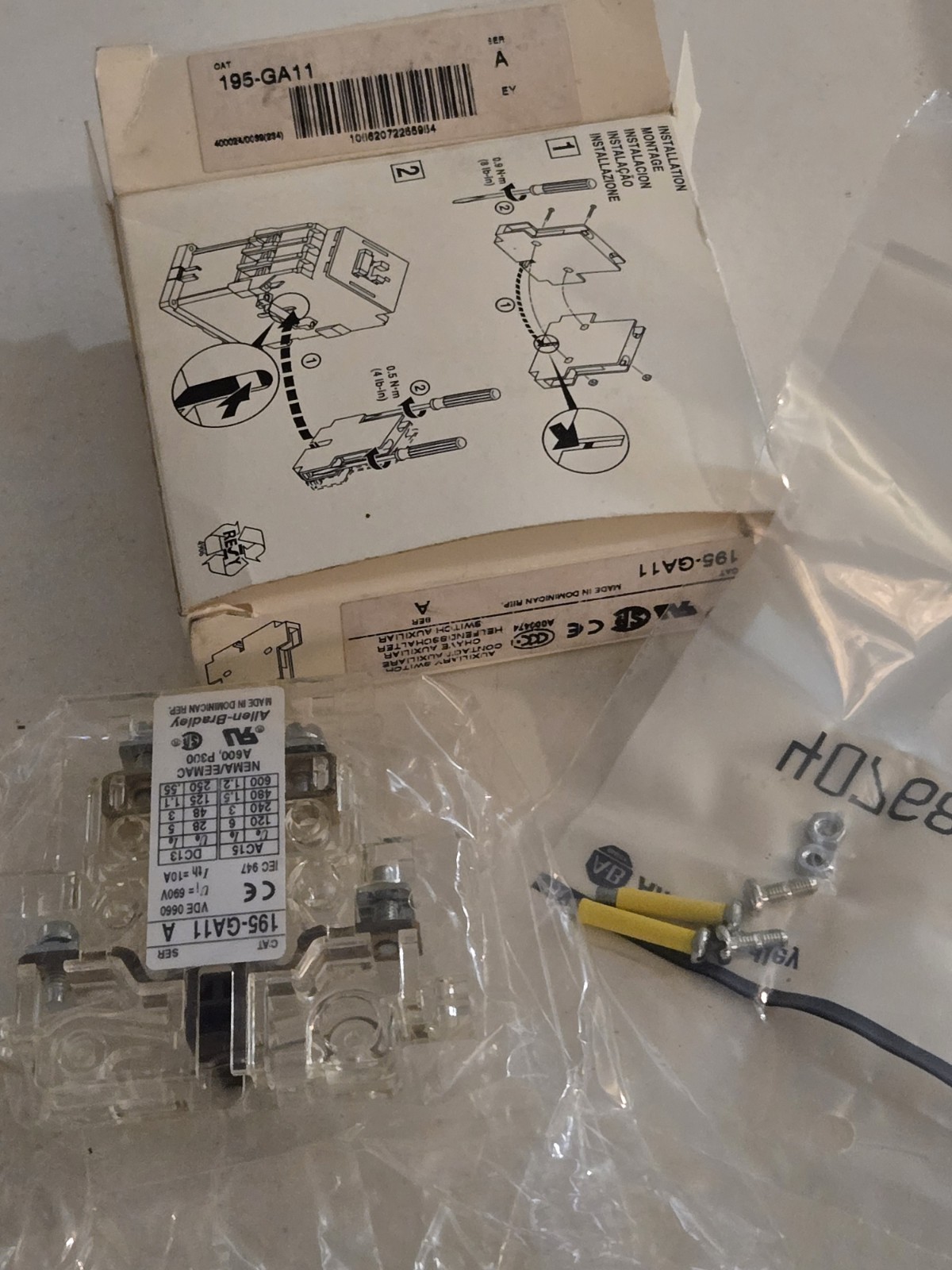 Allen-Bradley 195-GA11 Series A Auxiliary Contact 1NO 1NC A600 P300 NOS