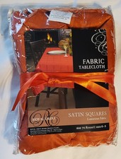 Royal Crest Size 70 Round Fabric Tablecloth