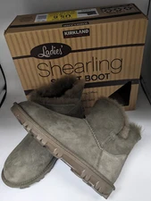 Kirkland Signature Green Ladies Shearling Sheepskin Women's Short Boot - NEW