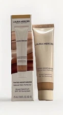 LAURA MERCIER Tinted Moisturizer in Sand