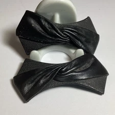 VINTAGE BLACK LEATHER BOW SHAPED SHOE CLIPS SIXTIES ERA