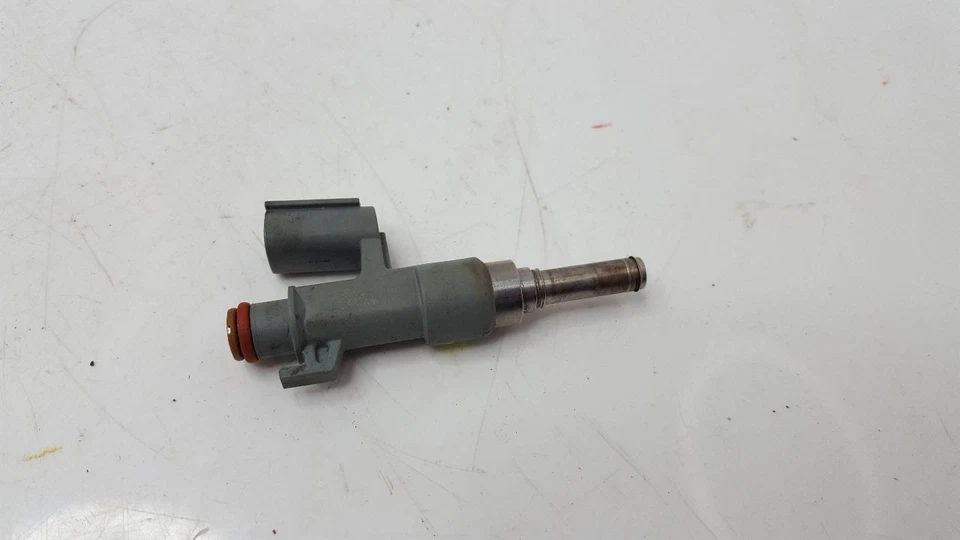 Piezas de inyección de combustible superior del inyector de combustible para 19-23 LEXUS ES300H 1238789 Foto 2 de 3