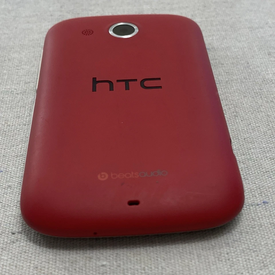 Smartphone HTC Desire C con Beats Audio, Android Rojo Foto 4 de 4