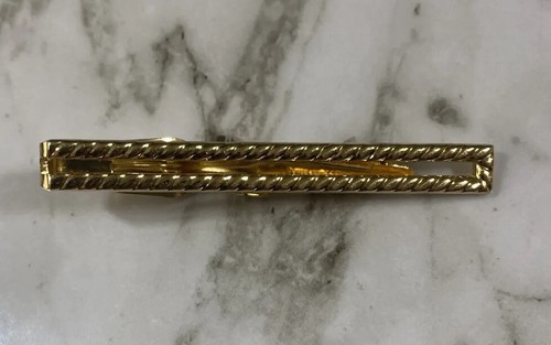 Vintage Avon Tie Clip Gold-toned Rope bar J4