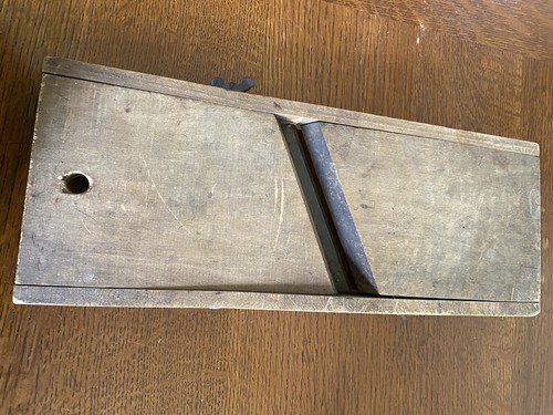 Vintage Wooden Kraut Or Slaw Board - Picture 2 of 4