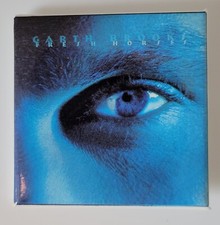 Garth Brooks Fresh Horses Concert Promo Button/ Pin Back - Country Music