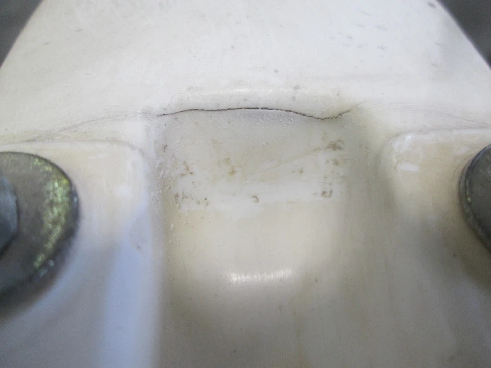 Guardabarros delantero OEM YAMAHA 1982 - 1984 XT125 / 1982 - 1985 XT200 15A-21511-00-00 Foto 3 de 4