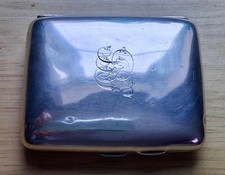 Chester sterling silver hallmarked cigarette case - 1914 by Trevitt & Sons 82gms