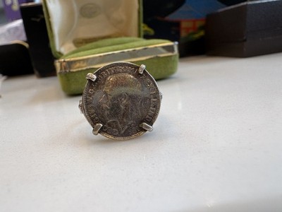 Antiker englischer Silber Münzring mit drei (3p) Pence Münze von 1919. 