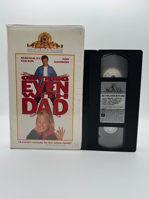 Getting Even With Dad  (VHS Clamshell, 1994) Macaulay Culkin & Ted Danson