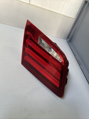 BMW F10 Rückleuchte Rücklicht 7203225