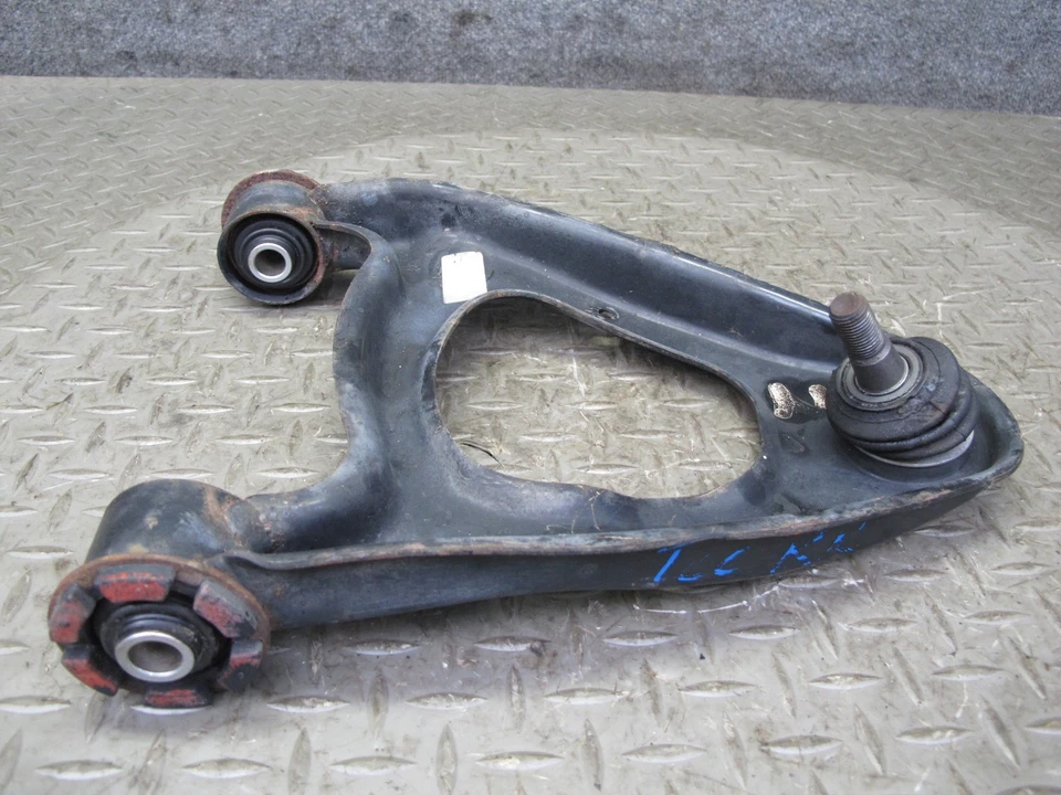 95-97 TOYOTA CELSIOR LEXUS LS400 REAR RIGHT UPPER & LOWER CONTROL ARM SET OEM - Image 3 of 4