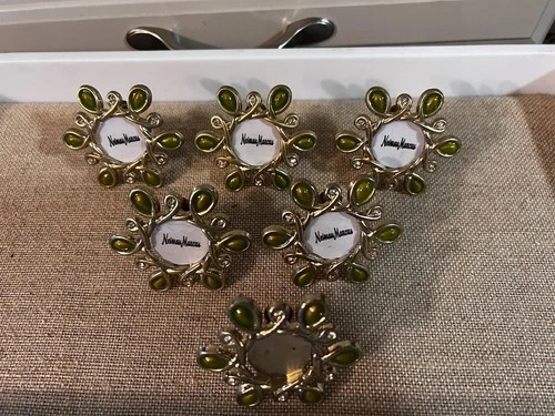 6 (Six) Mini Jay Strongwater  Clip Picture Frame  Excellent Party Seating  Idea