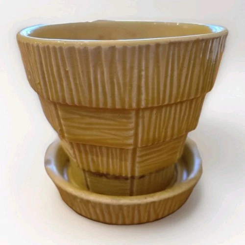 Vintage McCoy Mid Century Modern Art Pottery Yellow Basket Weave Flower Pot 4”