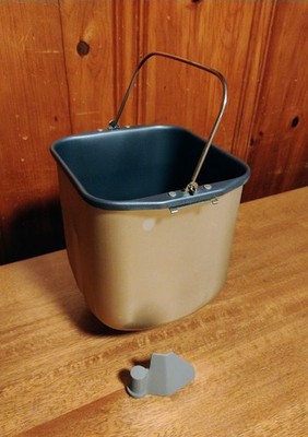 Sunbeam Oster Bread Maker Pan & Paddle 5821 5858 5834 5833 5846 5890 5838 5847