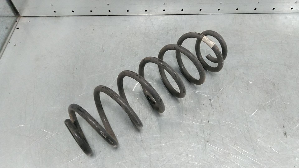 SCHRAUBENFEDER HINTEN Seat Arona (KJX) 2019 2Q0511121CD eBay